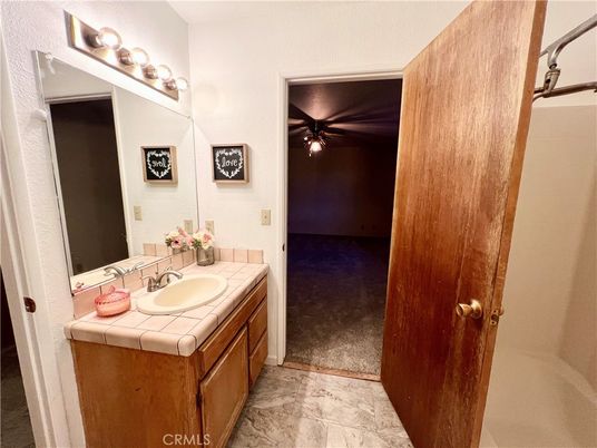 Bathroom, Interior, Tile Countertops