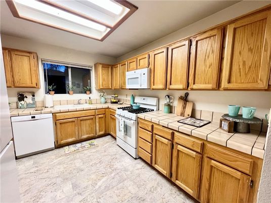 Interior, Kitchen, Tile Countertops