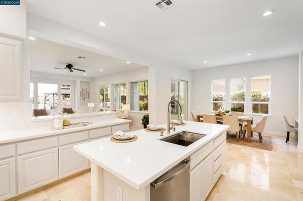 Dining room, Interior, Kitchen, Recessed Lighting, Stainless Steel Appliances