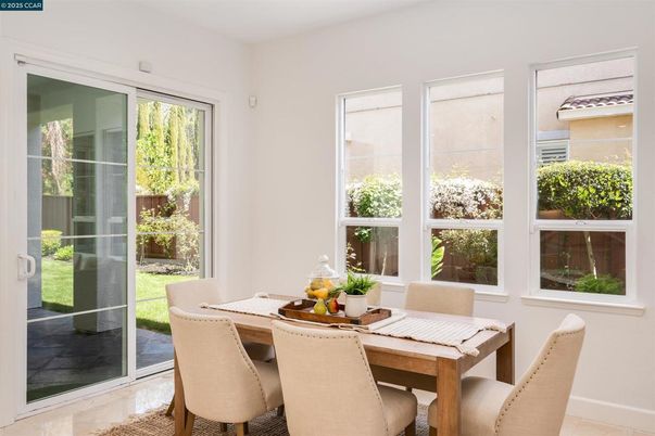 Dining room, Interior