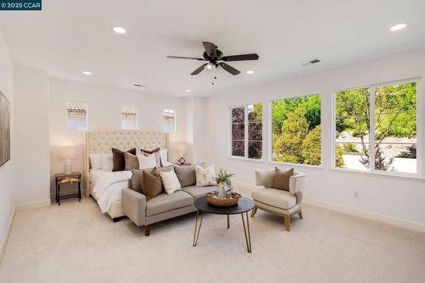 Bedroom, Interior, Living room, Recessed Lighting