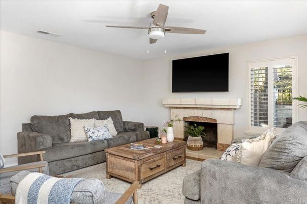Fireplace, Interior, Living room