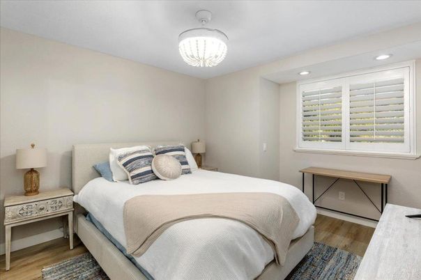 Bedroom, Interior, Recessed Lighting, Wood Texture Flooring