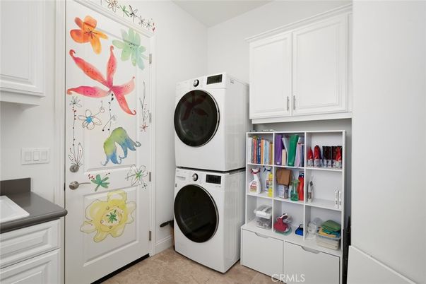 Interior, Utility Closets, Washer