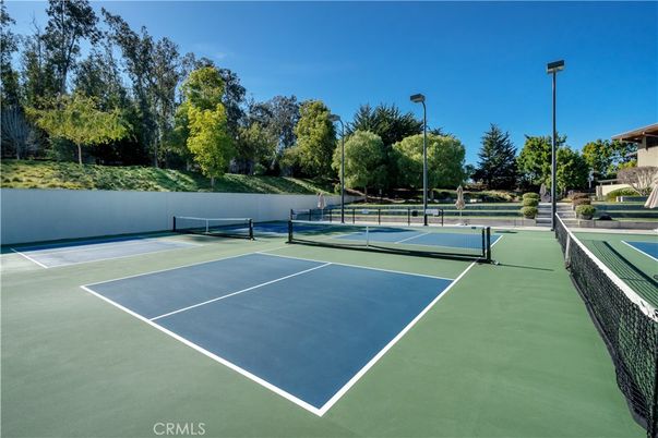Exterior, Tennis Courts