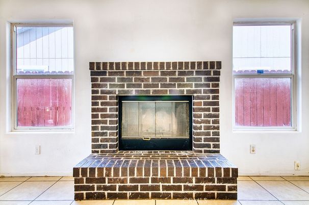 Fireplace, Interior