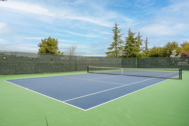 Exterior, Tennis Courts