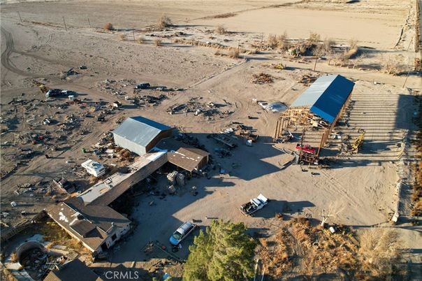Exterior, Drone