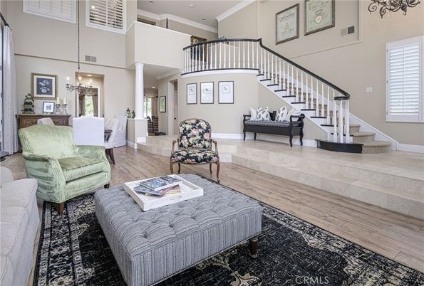 Chandelier, Dining room, Interior, Living room, Pendant Lights, Recessed Lighting, Wood Texture Flooring