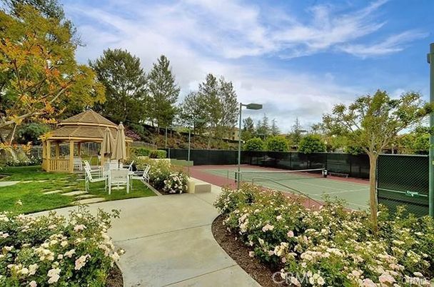 Exterior, Tennis Courts