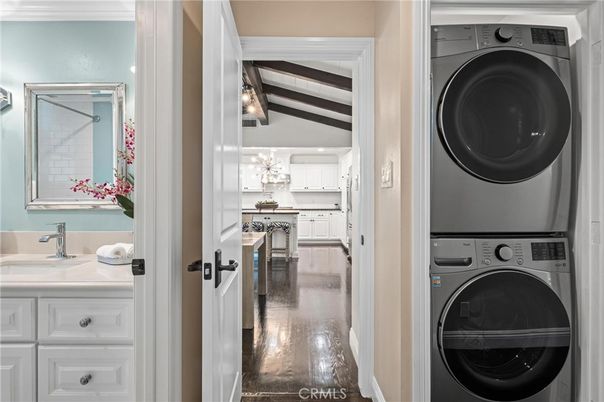 Interior, Utility Closets, Washer, Wooden Beams, Wooden Ceilings, Wood Texture Flooring