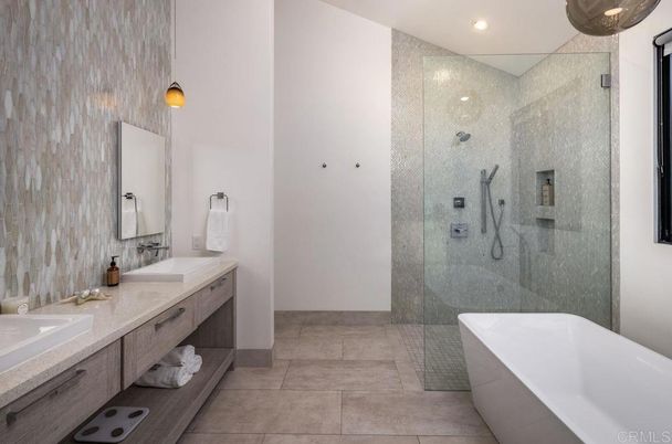 Bathroom, Dual Sink Vanities, Free Standing Baths, Glass Shower, Interior, Recessed Lighting