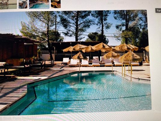 Exterior, Pool