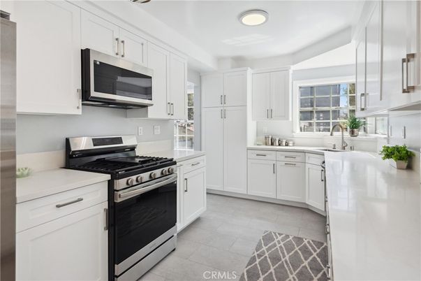 Interior, Kitchen, Stainless Steel Appliances