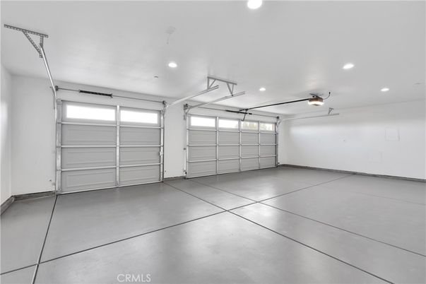 Garage, Interior, Recessed Lighting