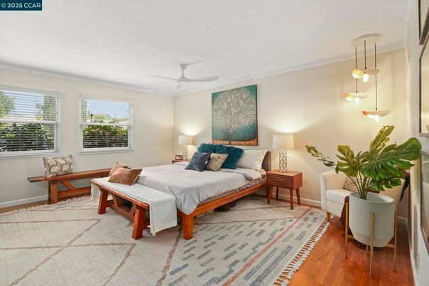Bedroom, Interior, Pendant Lights, Wood Texture Flooring