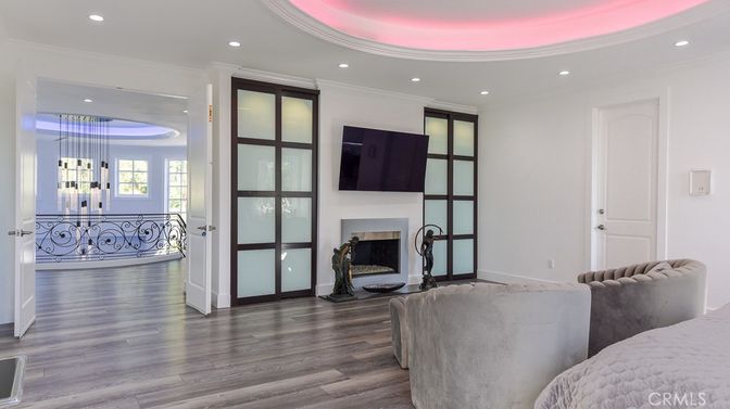 Fireplace, Interior, Pendant Lights, Recessed Lighting, Wood Texture Flooring