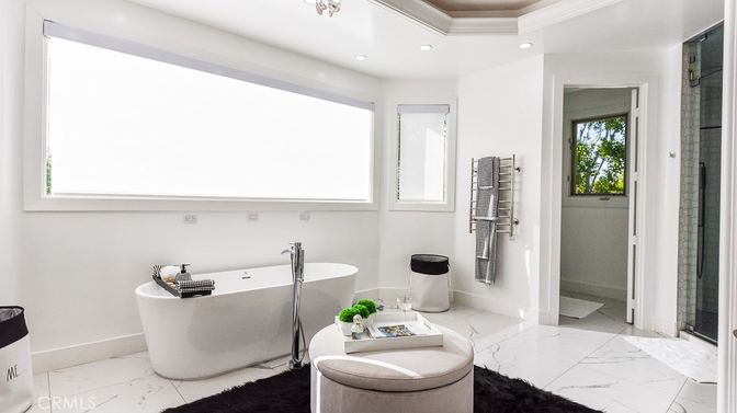 Bathroom, Free Standing Baths, Interior, Marble, Recessed Lighting
