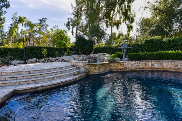 Exterior, Lake, Pool