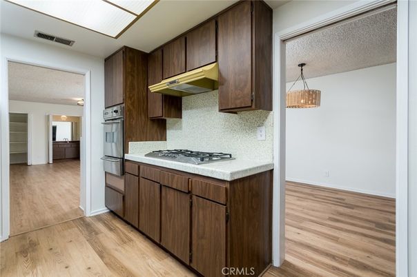 Interior, Kitchen, Pendant Lights, Wood Texture Flooring