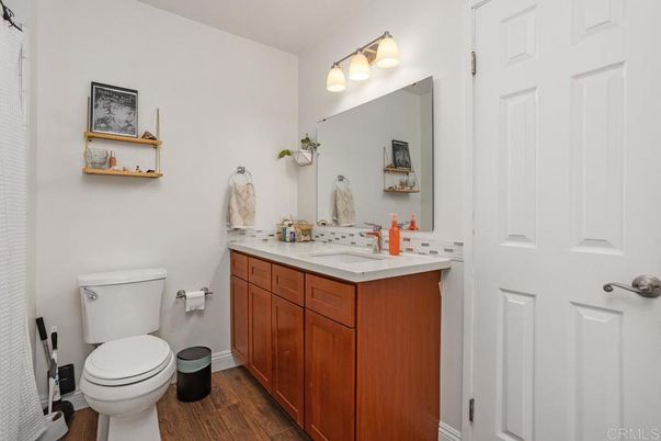 Bathroom, Dual Sink Vanities, Interior, Wood Texture Flooring