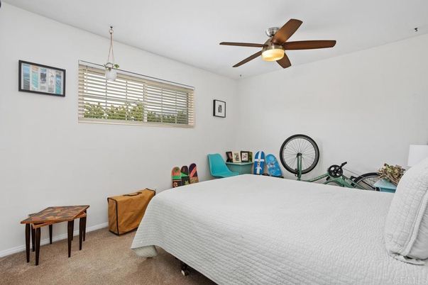 Bedroom, Interior, Pendant Lights