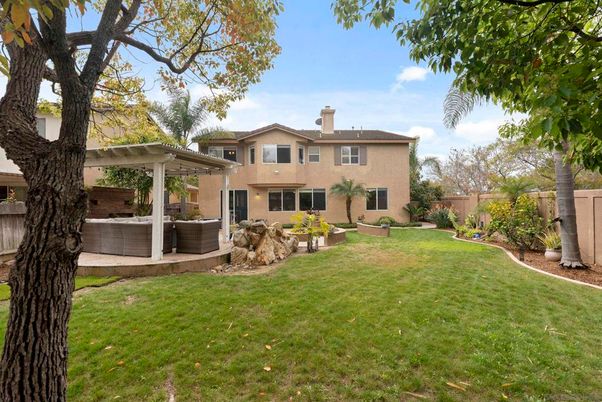 Backyard, Exterior, Hot Tub