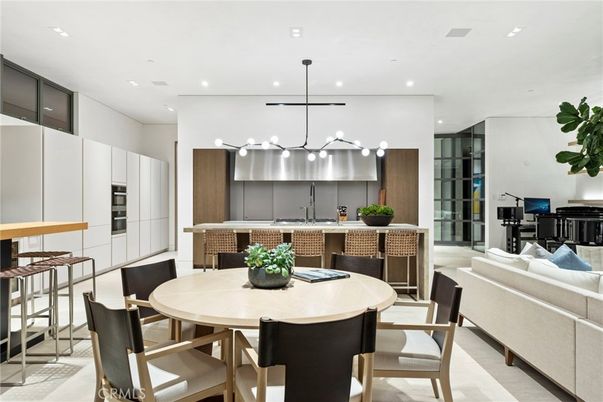 Dining room, Interior, Kitchen, Living room, Pendant Lights, Recessed Lighting, Stainless Steel Appliances