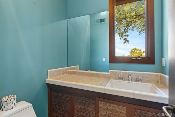 Bathroom, Interior, Tile Countertops