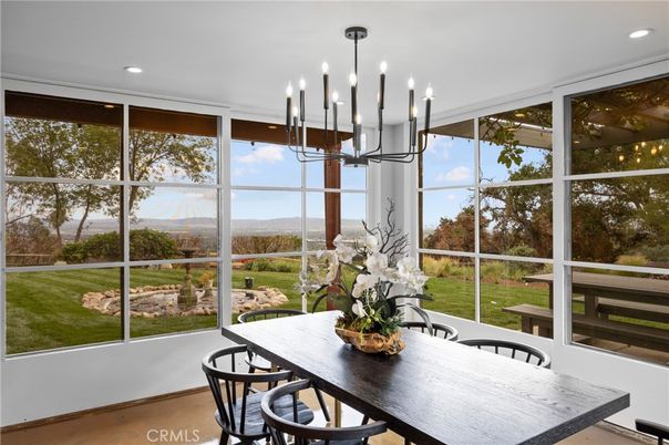 Chandelier, Dining room, Interior, Recessed Lighting, Sun Room