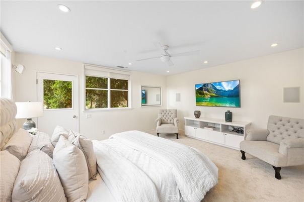 Bedroom, Interior, Recessed Lighting