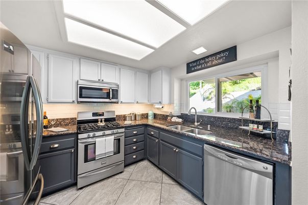Interior, Kitchen, Stainless Steel Appliances