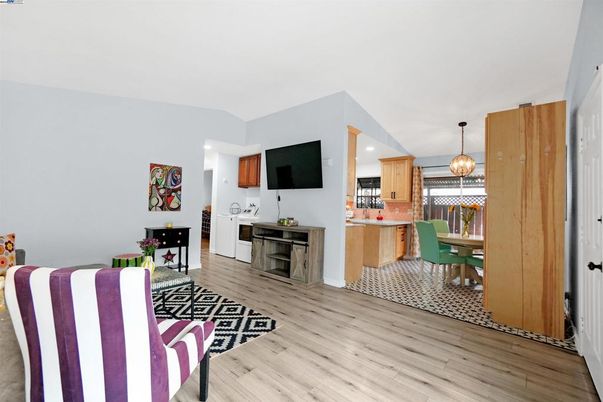 Dining room, Interior, Kitchen, Pendant Lights, Wood Texture Flooring