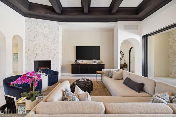 Fireplace, Interior, Living room