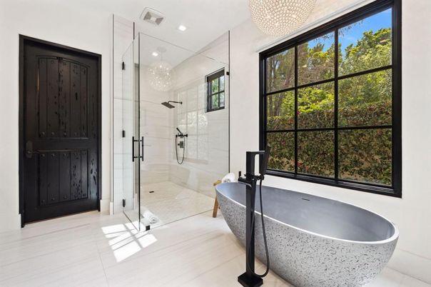 Bathroom, Free Standing Baths, Glass Shower, Interior, Recessed Lighting