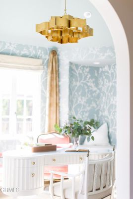 Chandelier, Dining room, Interior, Recessed Lighting