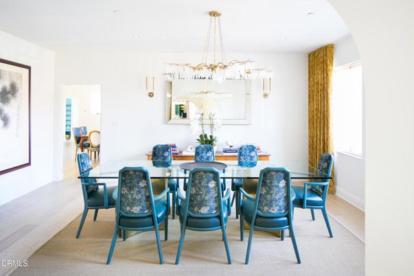 Chandelier, Dining room, Interior, Pendant Lights