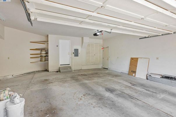 Garage, Interior