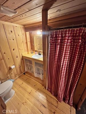Bathroom, Interior, Wooden Ceilings, Wood Texture Flooring, Wooden Walls