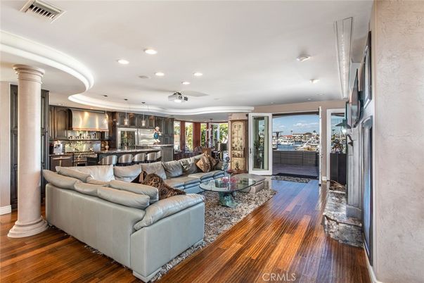 Interior, Kitchen, Living room, Pendant Lights, Recessed Lighting, Stainless Steel Appliances, Wood Texture Flooring