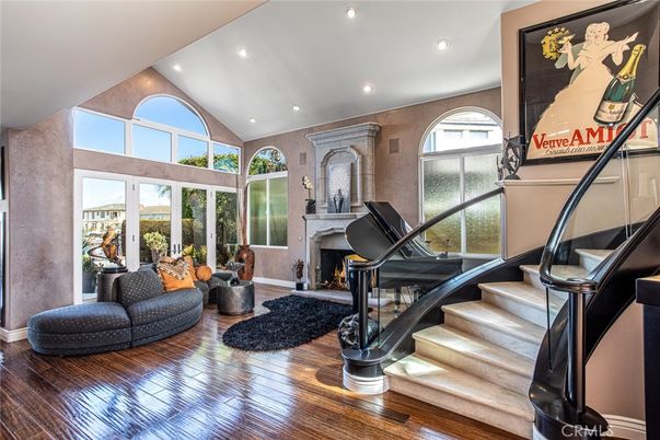 Fireplace, Interior, Piano, Recessed Lighting, Wood Texture Flooring