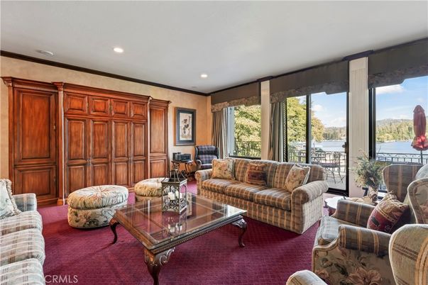 Interior, Living room, Recessed Lighting, Water