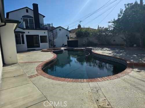 Backyard, Exterior, Pool