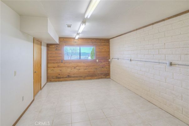 Empty room, Interior, Stone Walls, Wooden Walls