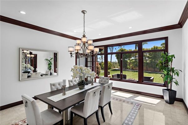 Chandelier, Dining room, Interior, Recessed Lighting