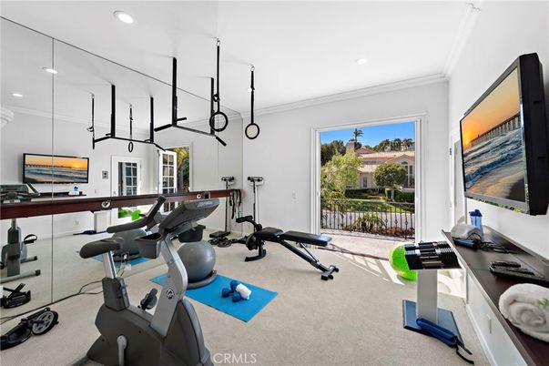 Fitness Equipment, Interior, Recessed Lighting