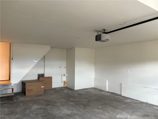 Garage, Interior