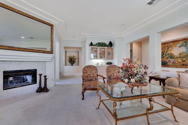 Fireplace, Interior, Recessed Lighting