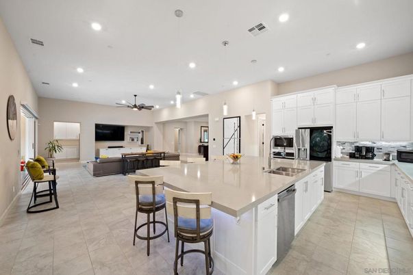 Interior, Kitchen, Living room, Pendant Lights, Recessed Lighting, Stainless Steel Appliances