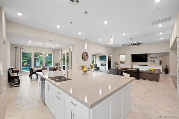Dining room, Interior, Kitchen, Living room, Pendant Lights, Recessed Lighting, Stainless Steel Appliances